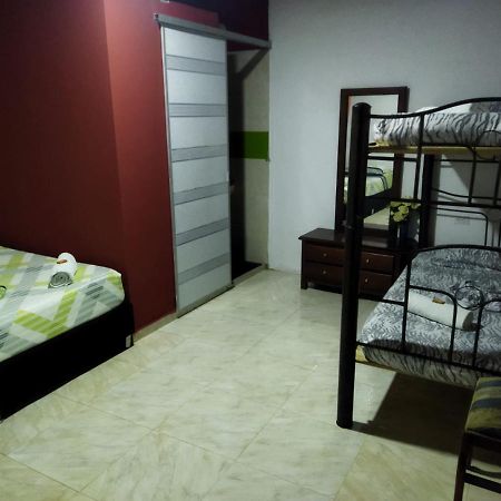 Hostal Sarita Villavieja Esterno foto