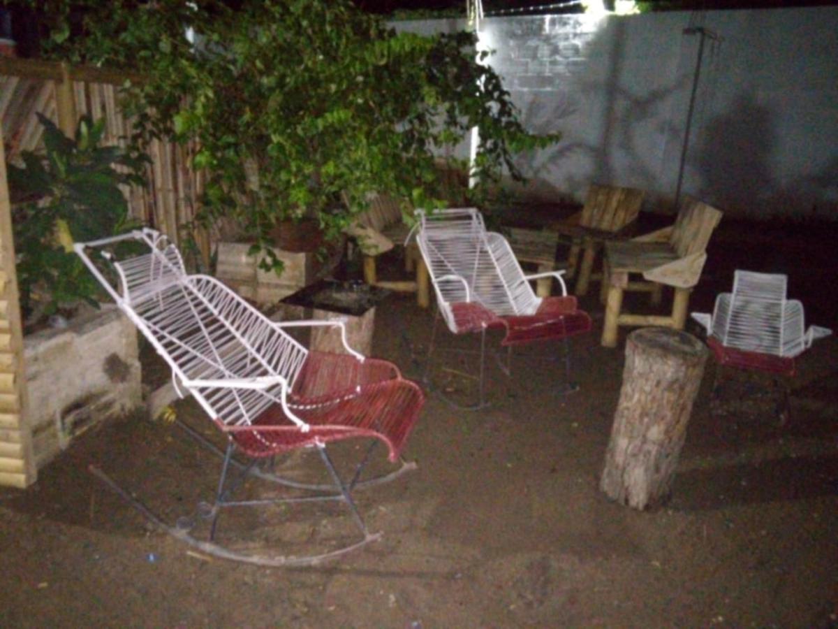 Hostal Sarita Villavieja Esterno foto
